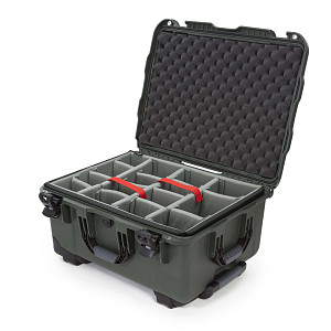 NANUK - Odolný cestovní kufr model 950 na 15 zbraní - zelený